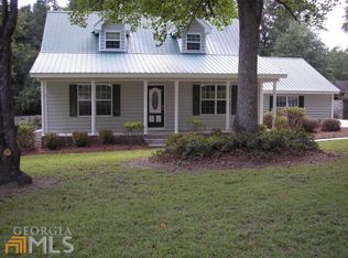 208 Lancelot Ln, Dublin, GA 31021
