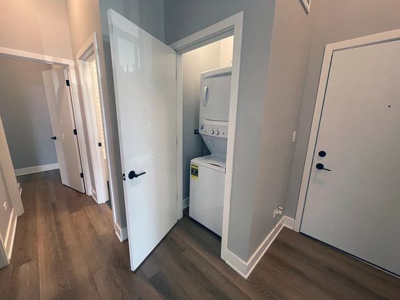 4th image of 5600-01 N Sheridan Rd #1D