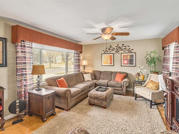 5th image of 1009 E Pam Rd