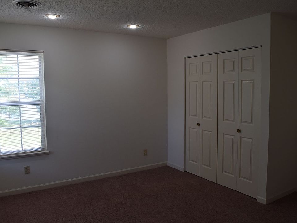 Misty Cove by Royse + Brinkmeyer Apartment Rentals Savoy, IL Zillow