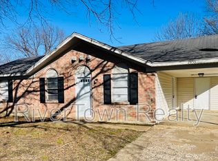 2853 Briarwood Dr, Horn Lake, MS 38637
