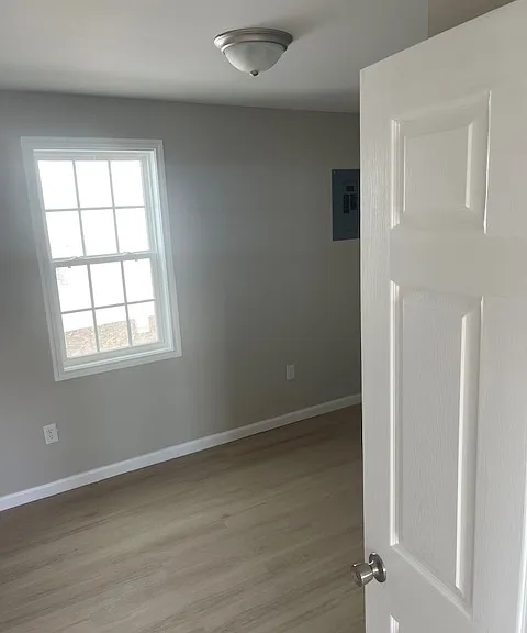 607 E Main St #1 — Photo 4