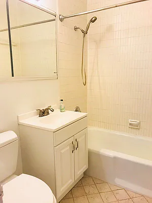 Rented by Citi Habitats | media 17