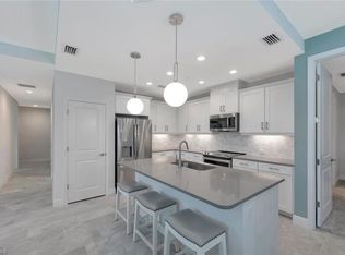 2542 Seychelles DR #704, NAPLES, FL 34112