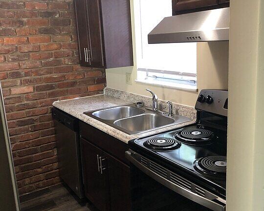 2nd image of 1139 Tekulve Rd APT 201-7