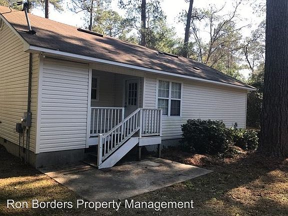 3rd image of 1816 Iola Dr
