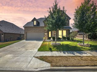 11745 Dixon Dr, Fort Worth, TX 76108