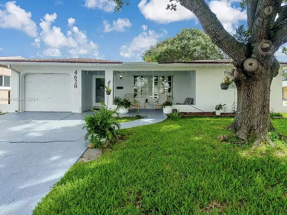 4620 NW 47th Ct