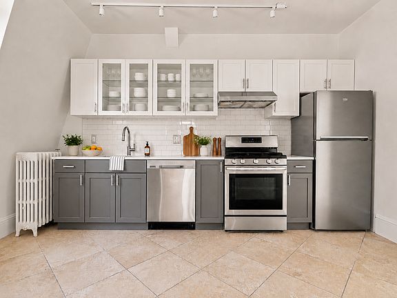 2nd image of 54 Harvard St APT 3