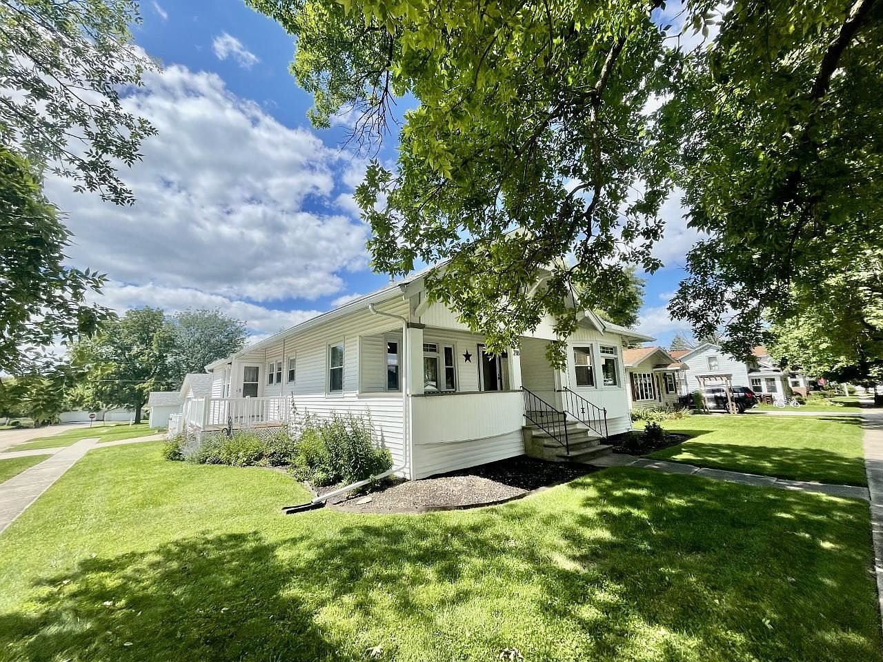 218 S Chestnut St, Shannon, IL 61078 Zillow