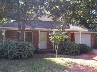 917 Orange St, Ocean Springs, MS 39564