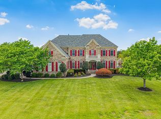 10941 Meadow Walk Ln, Bristow, VA 20136