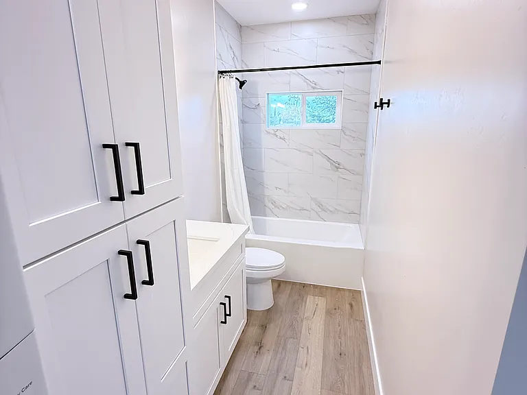 440 Denby St #2 — Photo 4