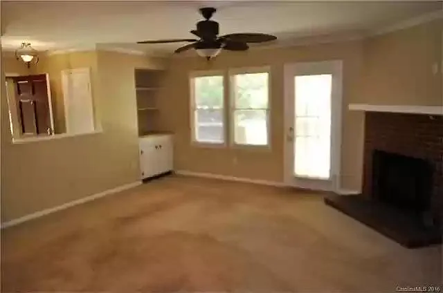 3723 Colony Crossing Dr #3723 — Photo 2