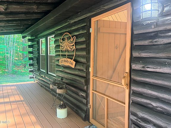 3rd image of 327 Shady Oak Rd