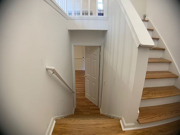 3rd image of 2162 Cedar Creek Ln