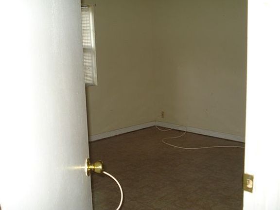 5th image of 1520 W Robinhood Dr