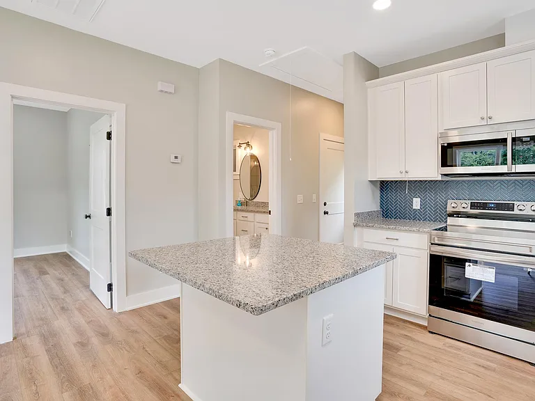 406 N Seminole Dr #102 — Photo 17