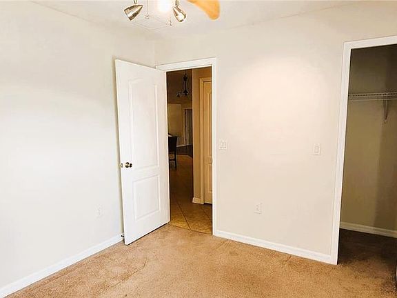 5th image of 1134 Ivey Lake Dr