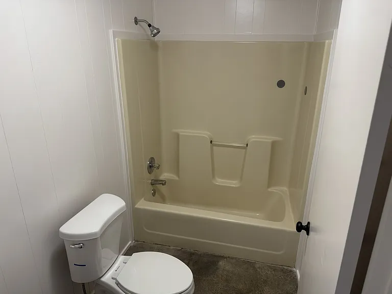 1313 McNutt Rd — Photo 5