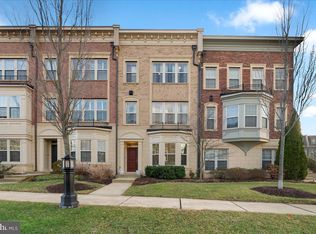 702 Sentry Sq #109, Oxon Hill, MD 20745