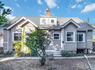3106 Richmond Rd #3104, Saanich, BC V8P4P1