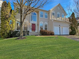 8125 Tenbrook Dr, Gainesville, VA 20155