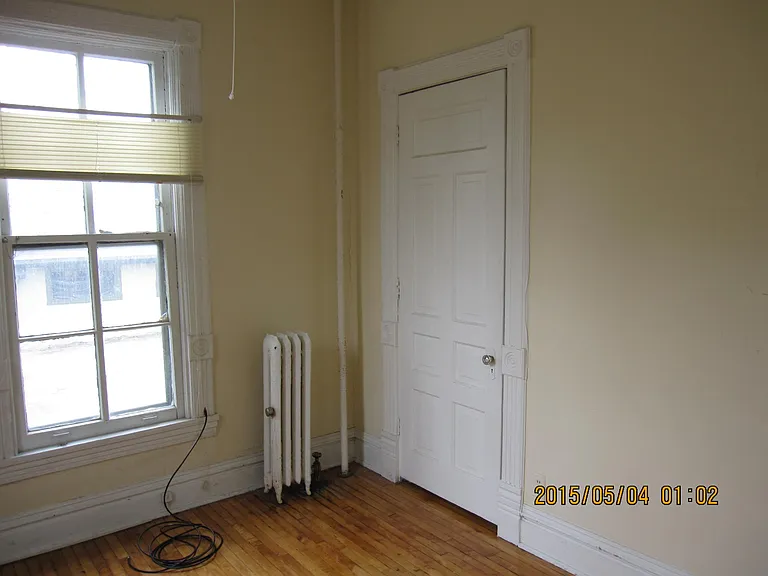 317 Prospect Ave NE — Photo 5
