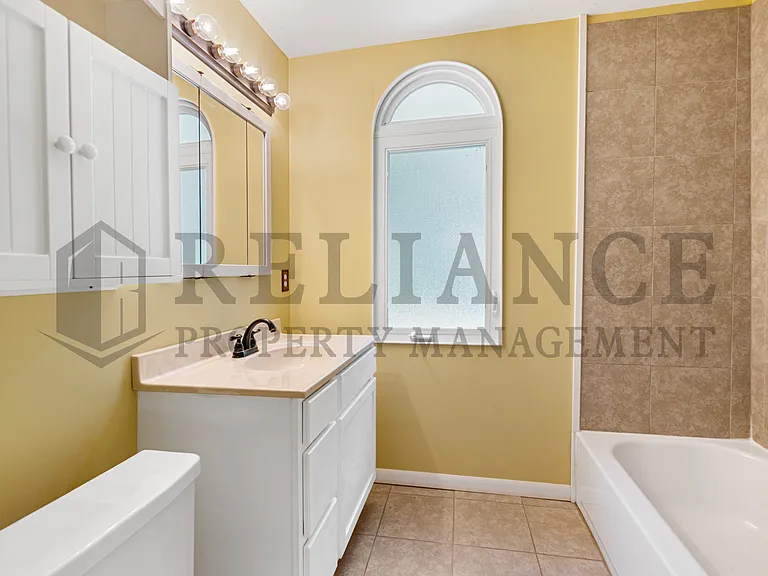 1035 S 127th St E — Photo 23