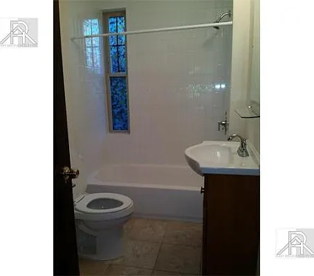 58 Englewood Ave #2 — Photo 19