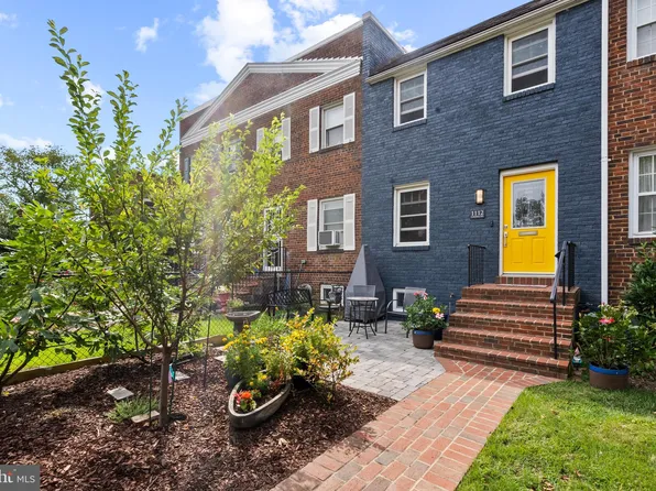 1112 Colonial Ave, Alexandria, VA 22314