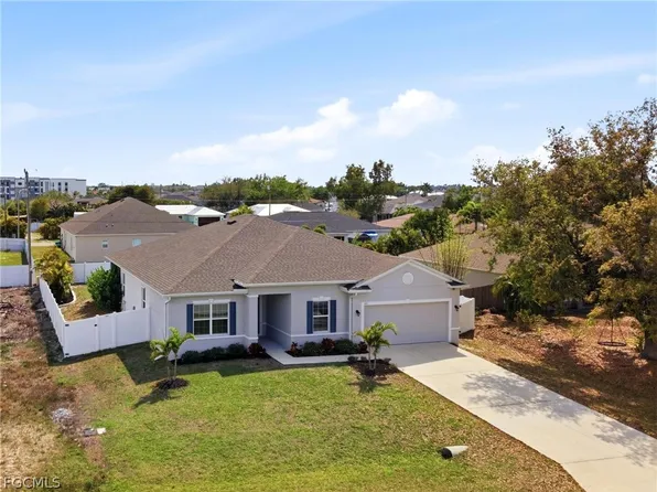 512 NW 4th St, Cape Coral, FL 33993