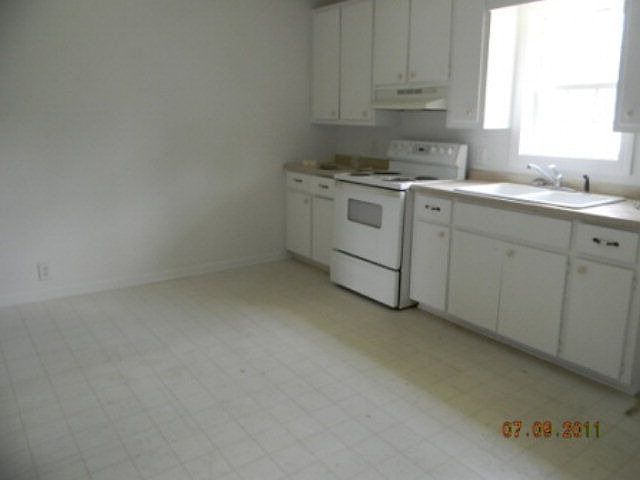 2nd image of 1825 Will Cunningham Rd