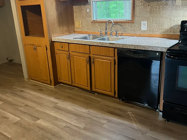 64 Zupan Ct — Photo 5