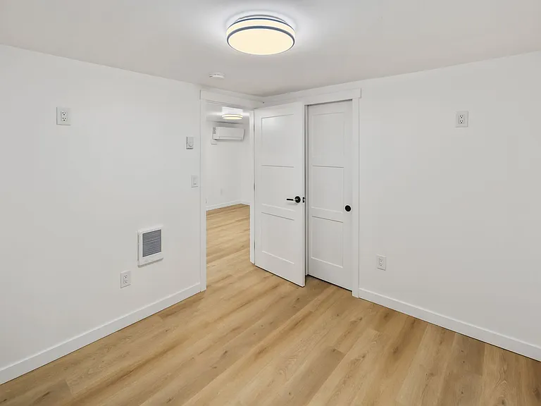 5945 Fauntleroy Way SW #B — Photo 27