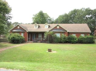 1 Autumn Wood Dr, Greenbrier, AR 72058