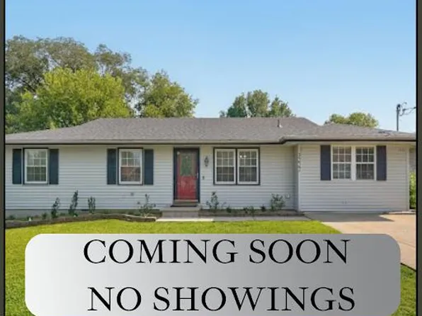 3222 W Olive Street, Springfield, MO 65802
