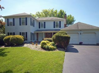 62 Cambridge Way, Princeton Junction, NJ 08550
