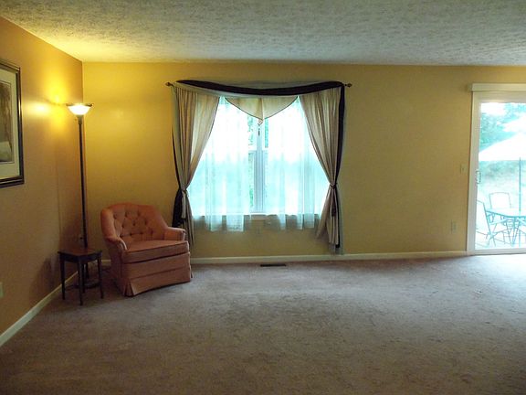 3rd image of 2126 Stonehenge Cir