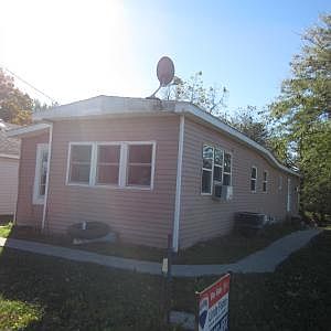 2nd image of 307 Luther St