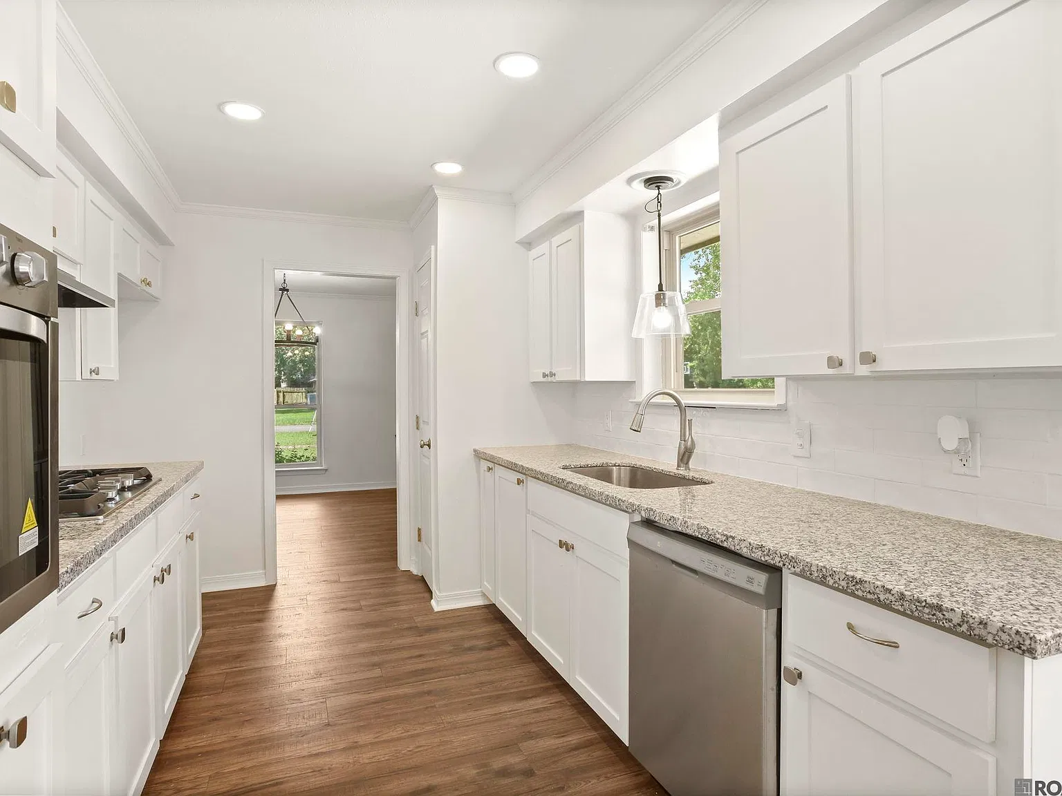 3 bed, 1865 sqft, $5,500 — Photo 4