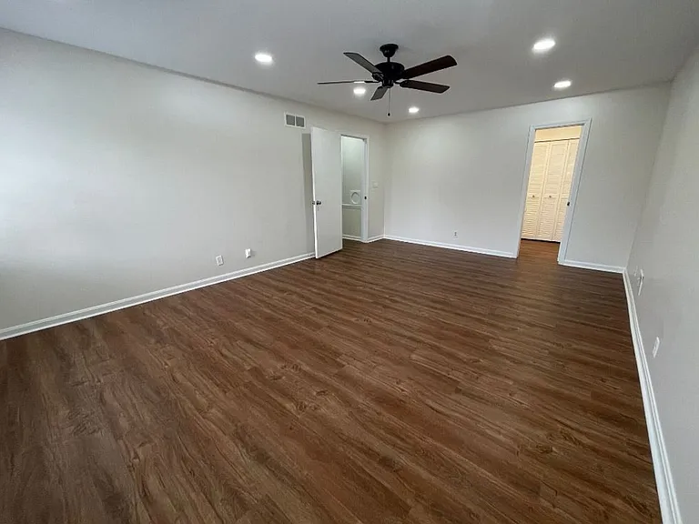 10806 Dartford Pl — Photo 16