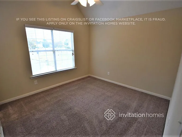 3907 Brandon Lee Way — Photo 6