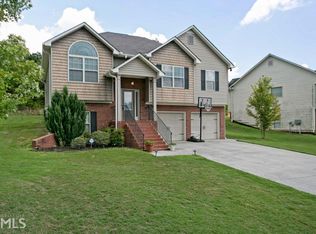 711 Riverside Dr NW, Calhoun, GA 30701