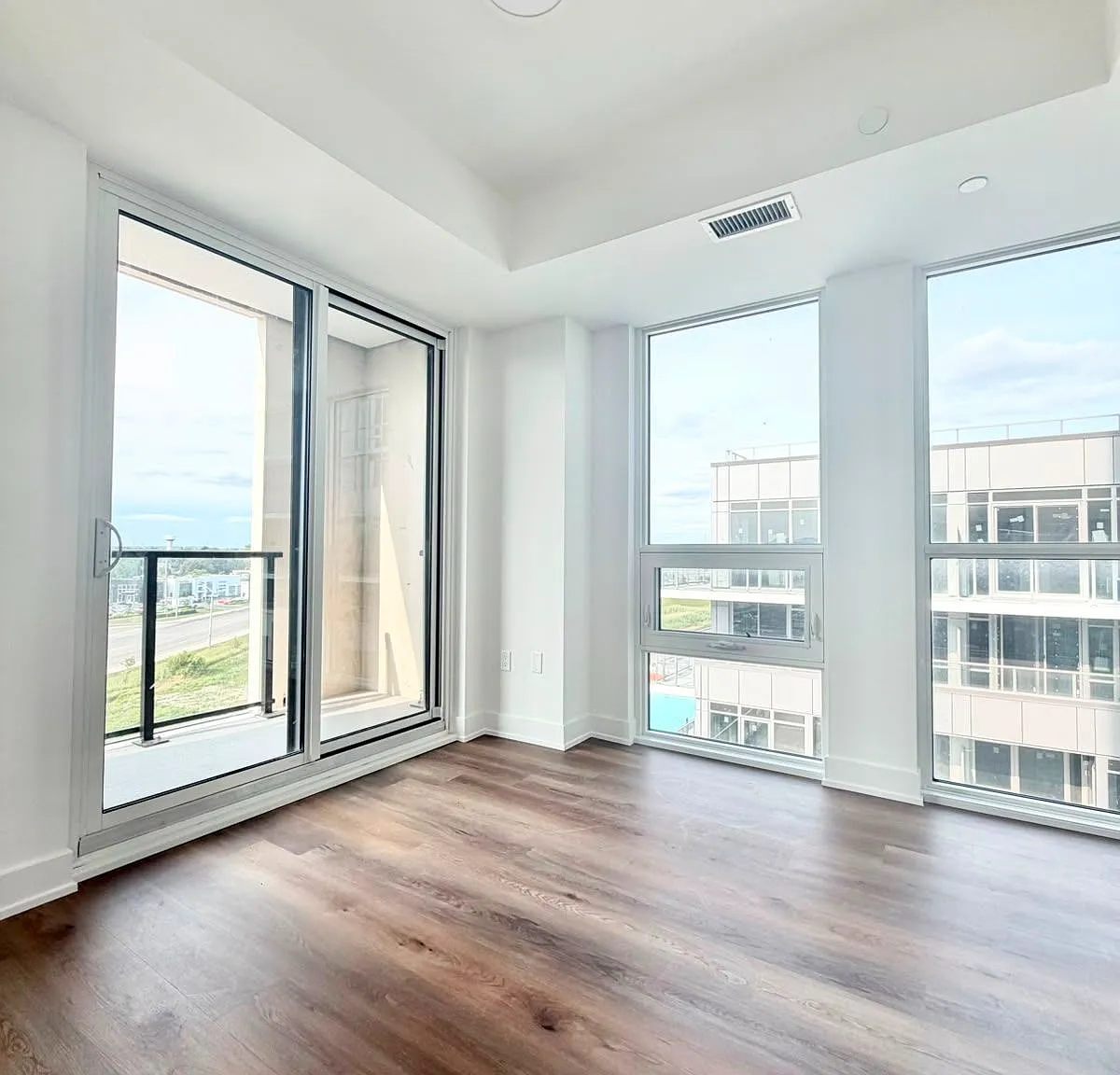 2 bed, $2,800 — Photo 4