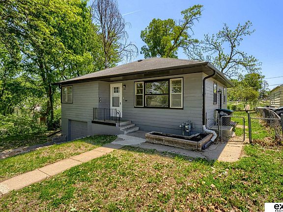 3rd image of 4111 Camden Ave