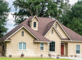 1279 Old River Rd, Bloomingdale, GA 31302