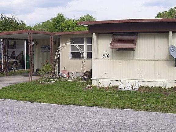 2nd image of 816 Huron St