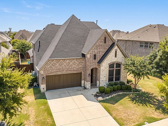 2nd image of 1024 Highpoint Way