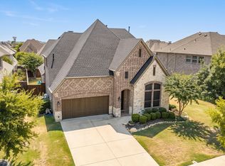 1024 Highpoint Way, Roanoke, TX 76262